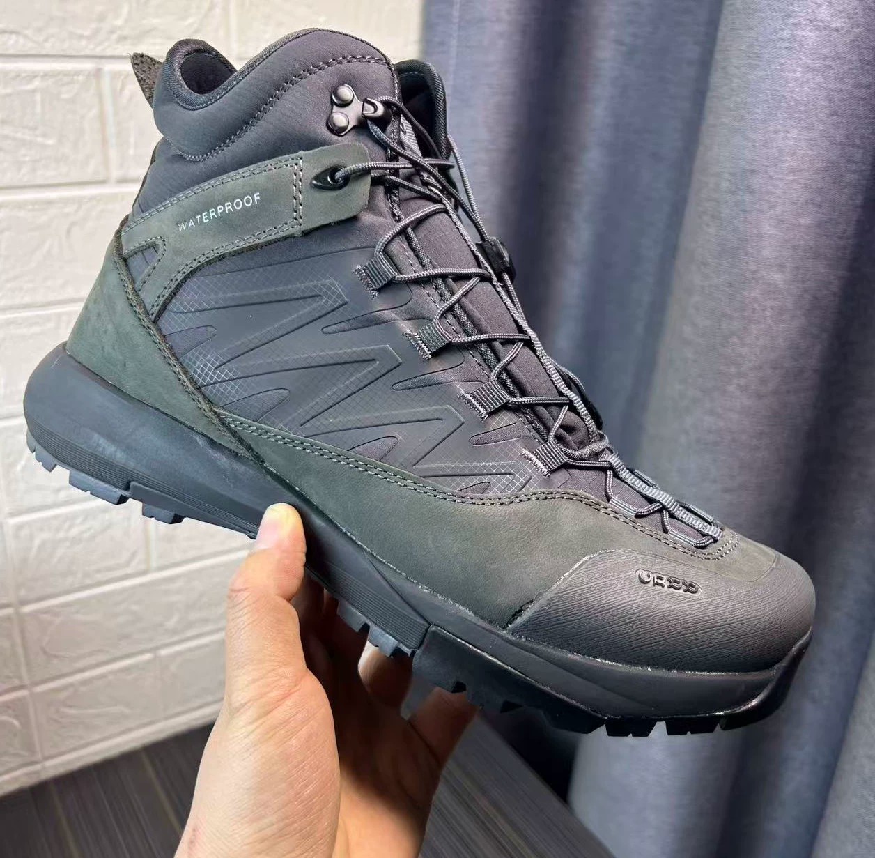 High Top Hiking Leather Shoes  - Hunting Outdoor Brand 评论和价格